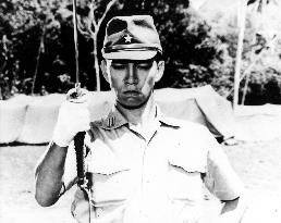 MERRY CHRISTMAS MR LAWRENCE