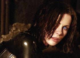 UNDERWORLD: EVOLUTION