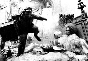 Who are you, Polly Maggoo?