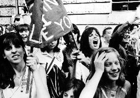 Who are you, Polly Maggoo?