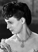 Audrey Fildes in Kind Hearts and Coronets (1949)