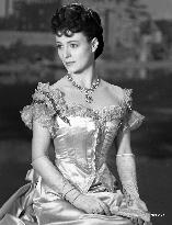 Audrey Fildes in Kind Hearts and Coronets (1949)