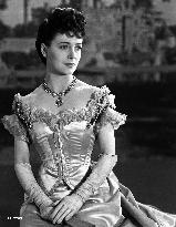 Audrey Fildes in Kind Hearts and Coronets (1949)