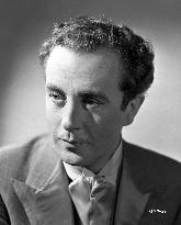 Dennis Price in Kind Hearts and Coronets (1949)