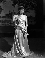 Valerie Hobson in Kind Hearts and Coronets (1949)