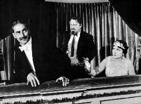 A Night At The Opera film (1935)