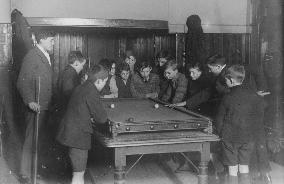 Boys club snooker game, March 1929