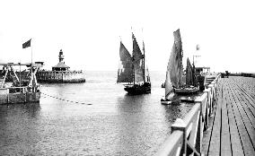 Lowestoft, the Entrance to the Harbour 1887