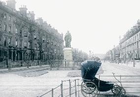 Folkestone, Harvey Statue 1887