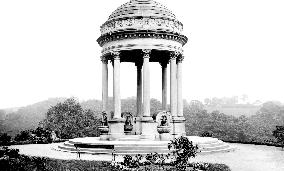 Leeds, the Fountain at Roundhay Park 1888