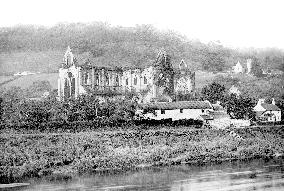Tintern, Abbey 1890