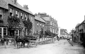 Lyndhurst, Crown Hotel 1890