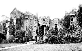 Torquay, Compton Castle 1890