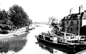 Oxford, on the river from Folly Bridge 1890