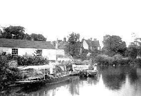 Abingdon, the Boat House 1890