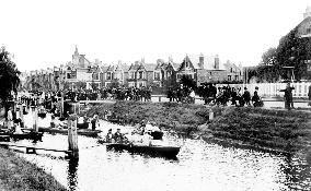 Molesey Lock, Ferry 1890