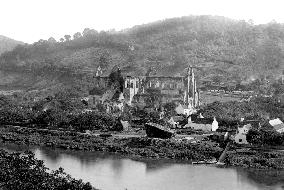 Tintern, Abbey 1890