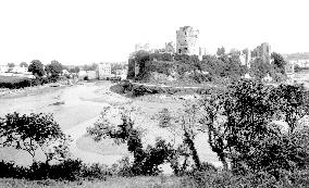 Pembroke, Castle 1890