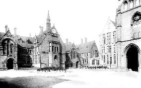 Manchester, Owen's College 1891