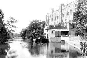 Warwick, the Castle 1892