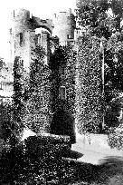 Warwick, the Castle Entrance 1892