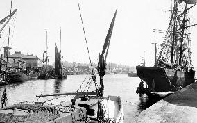 Ipswich, the Docks 1893
