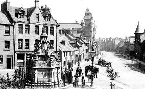 Linlithgow, the Cross Well 1897
