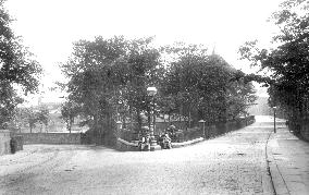 Burnley, Colne Road 1895