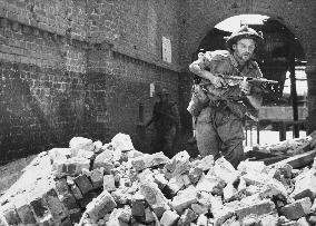 Infantry of the Yorks and Lancs regiment - Burma