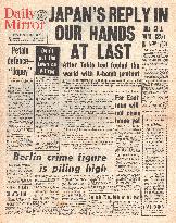 1945 Daily Mirror World War Two ends and VJ Day