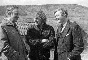 All Creatures Great and Small (1975) Film