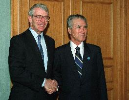 John Major Pm &amp; Tomiichi Murayama John Major Pm &amp; Tomiic