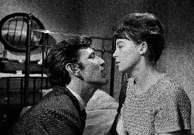 The L-Shaped Room (1962) Film