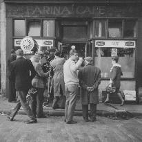 Sparrows Can't Sing (1962) Film