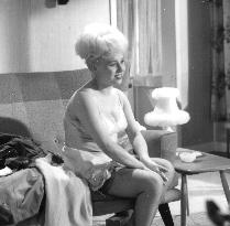 Sparrows Can't Sing (1962) Film