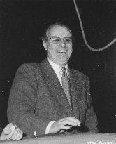 Twice Round the Daffodils (1962) Film