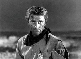 Along The Great Divide film (1951)