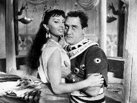 Two Nights With Cleopatra film (1954)