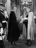 The Earrings Of Madame De... film (1953)