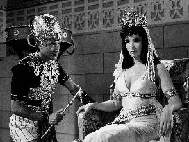 The Pharaoh's Woman - film (1960)