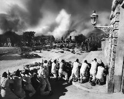 55 Days At Peking - film (1963)