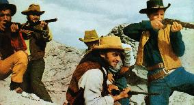 Seven Guns For The Macgregors - film (1966)