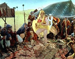 Carry On Follow That Camel - film (1967)