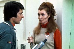 Space 1999 ; Space: 1999 (1975)