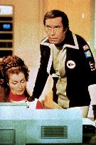 Space 1999 ; Space: 1999 (1975)
