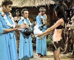 Carry On Up The Jungle (1970)