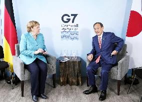 Japanese, German leaders meet