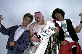 Bill & Ted'S Excellent Adventu (1989)