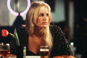 Legal Eagles (1986)