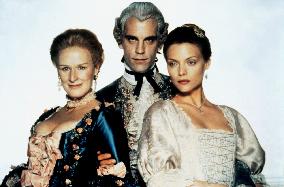 Dangerous Liaisons (1988)